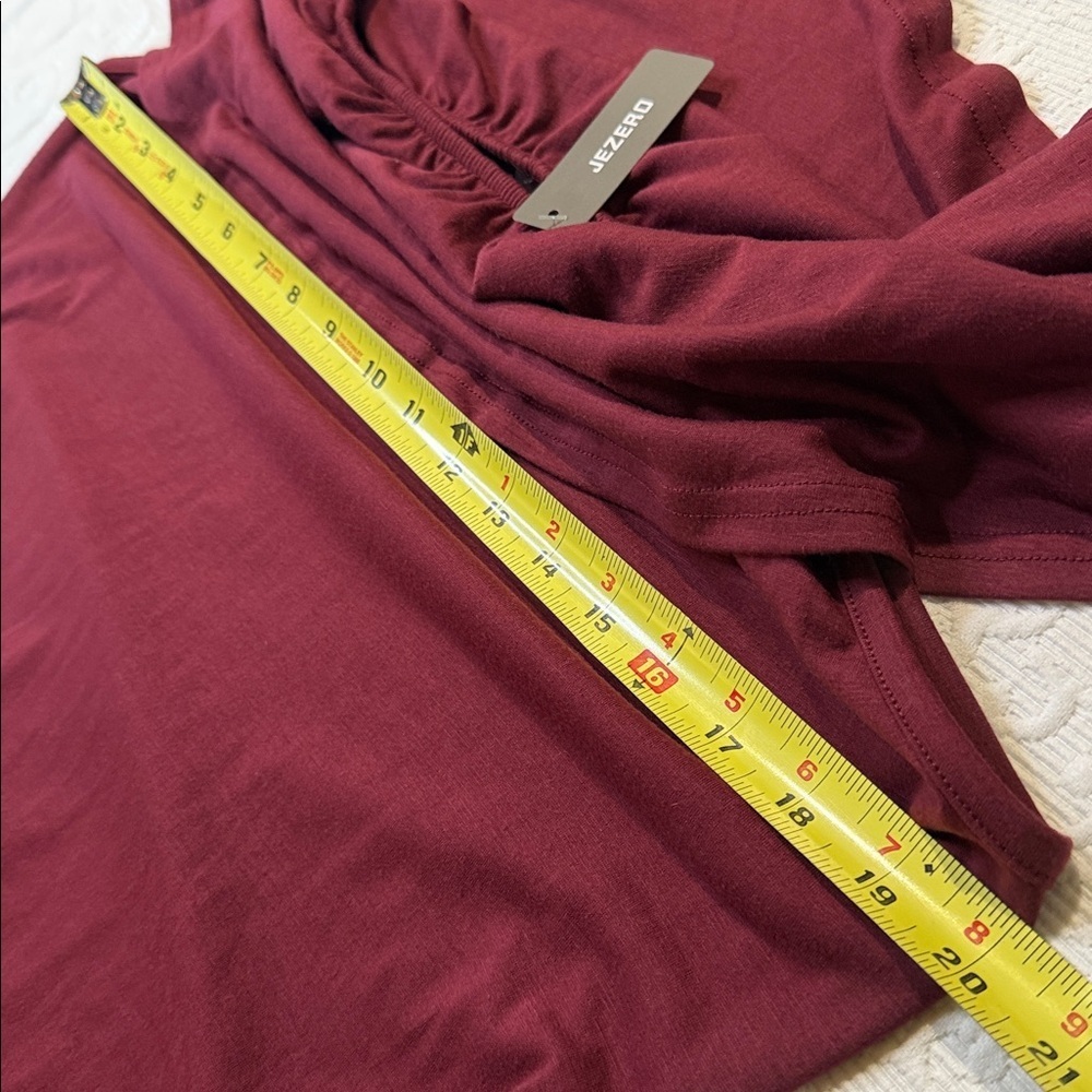 Elegant Burgundy Off-Shoulder Dress. NWT. XL - Picture 7 of 9